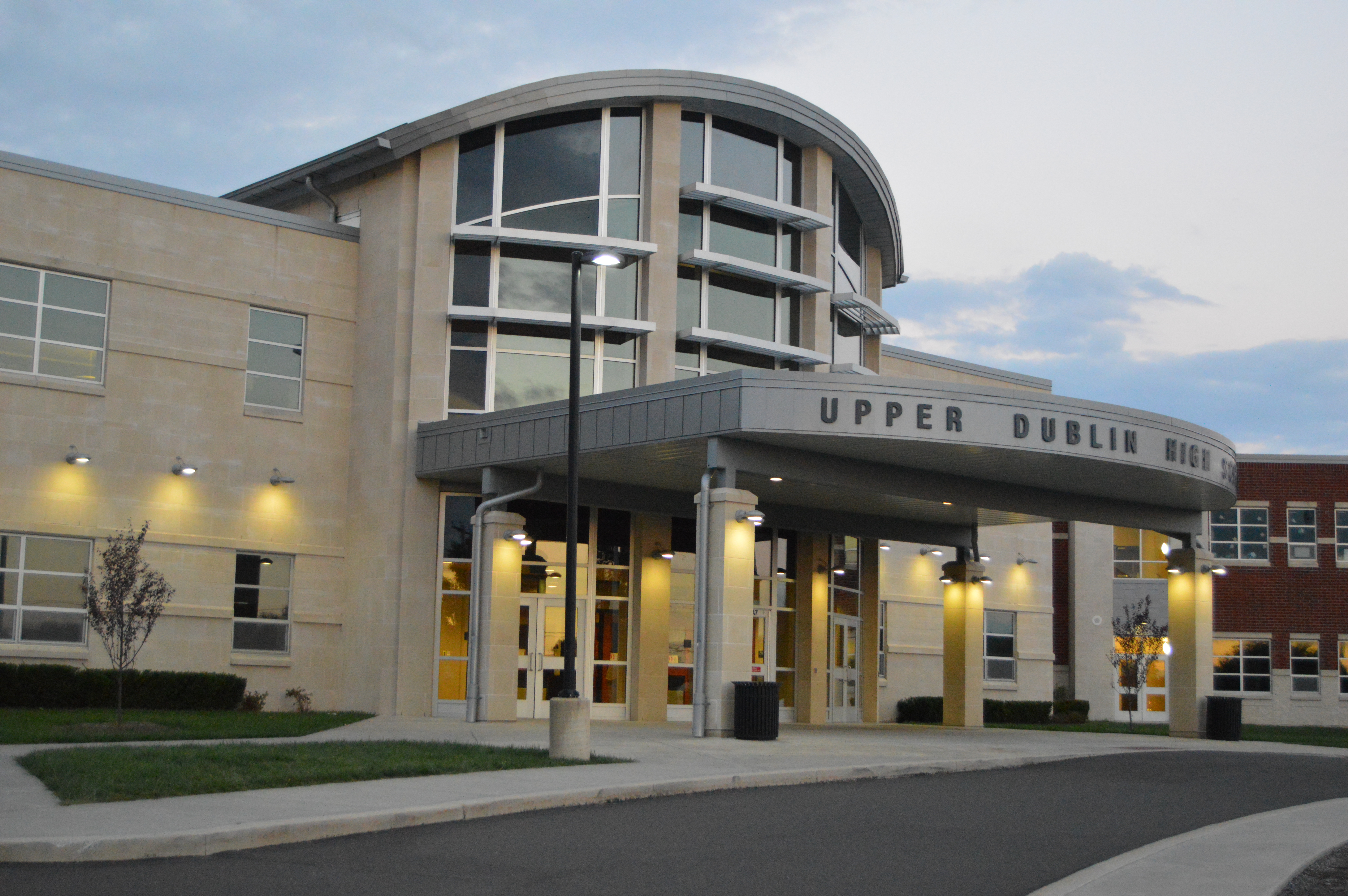 Upper Dublin PA High School- Photo by Montgomery Cty Planning (CC BY-SA 2.0)